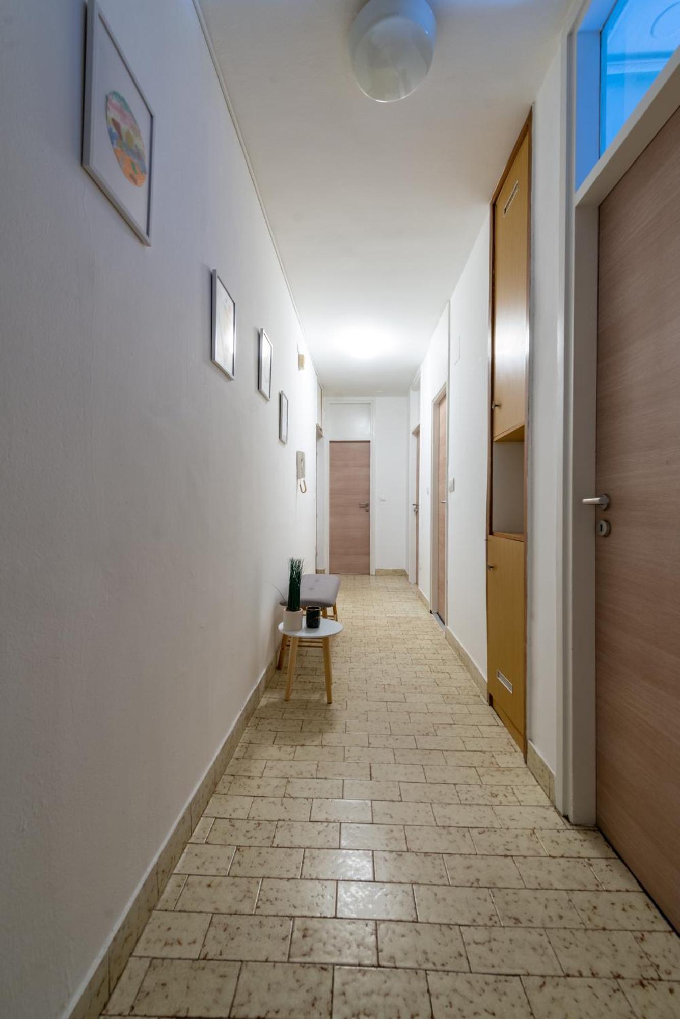 Mikka Apartment